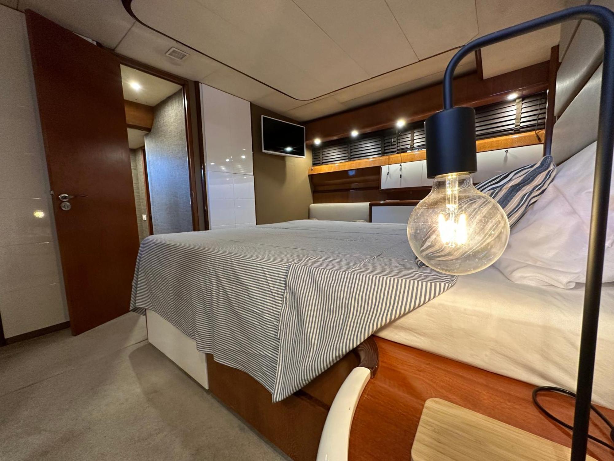 מלון סנט אדריה דה בסוס Yacht 20Metros מראה חיצוני תמונה